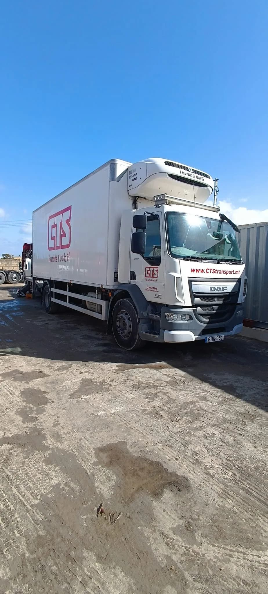 Container unloading operations